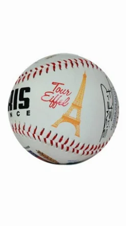 Pelota de béisbol blanca París
