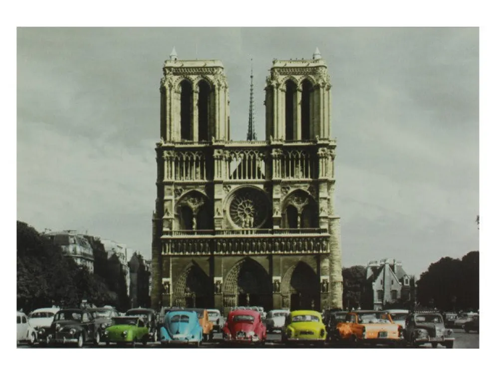 Tarjeta postal Notre Dame y VW Escarabajo