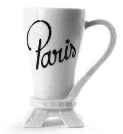 Taza en forma de Torre Eiffel
